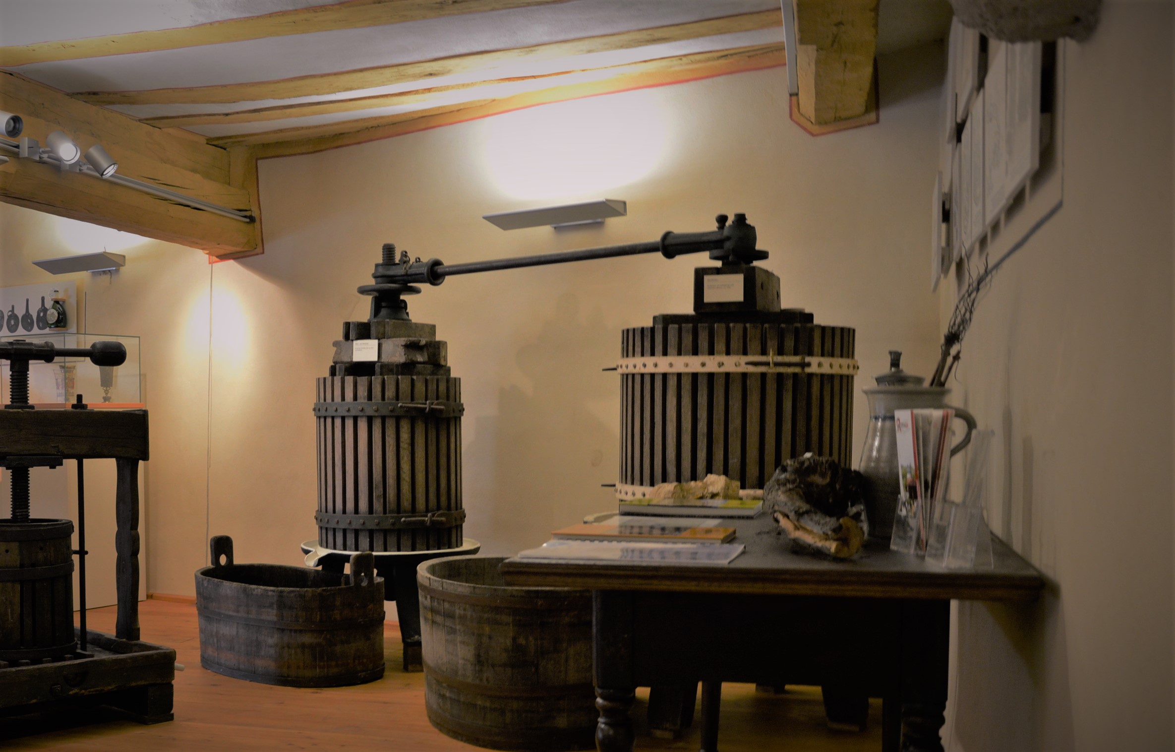  Weinmuseum innen 