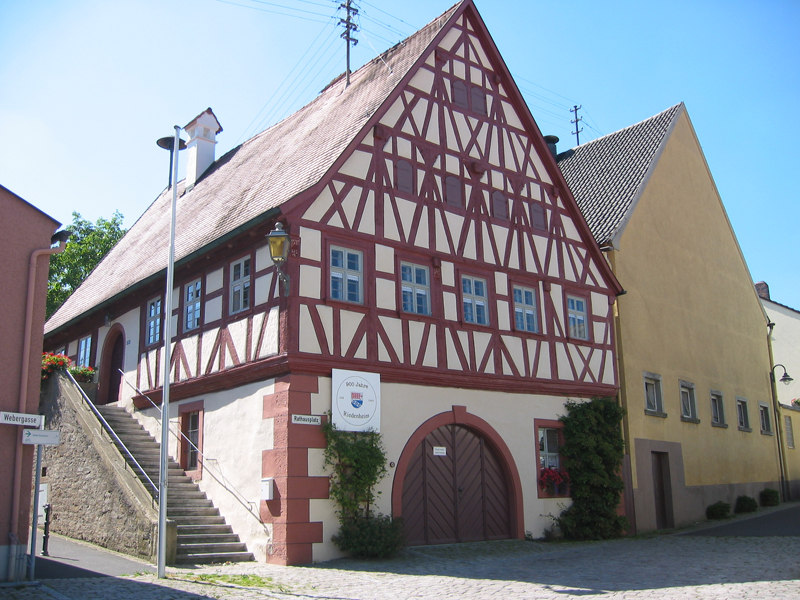 Altes Rathaus in Riedenheim 